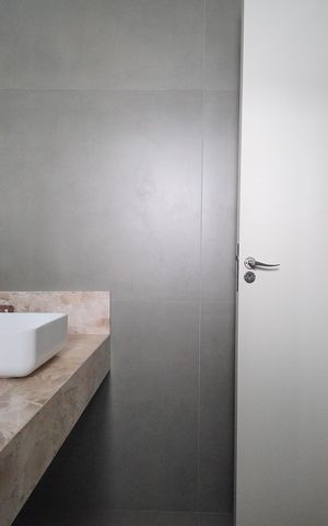 Casa à venda com 120m², 3 quartos e 2 vagasBanheiro