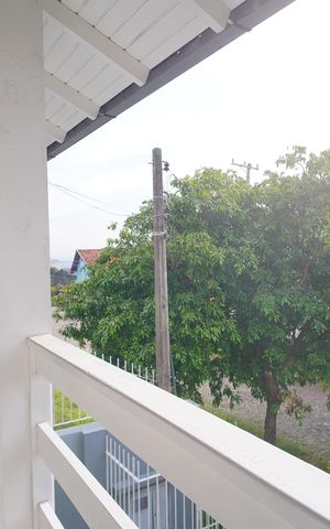 Casa à venda com 120m², 3 quartos e 2 vagasVista da Sacada