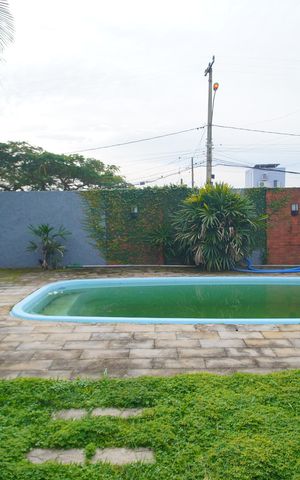 Casa à venda com 120m², 3 quartos e 2 vagasPiscina