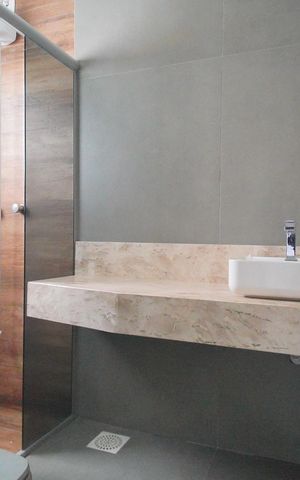 Casa à venda com 120m², 3 quartos e 2 vagasBanheiro