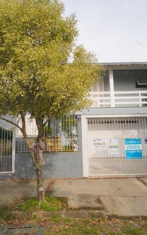 Casa à venda com 120m², 3 quartos e 2 vagasFachada