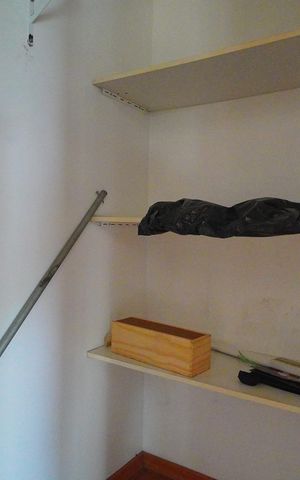 Casa à venda com 120m², 3 quartos e 2 vagasCloset