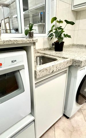 Casa à venda com 180m², 4 quartos e 4 vagas Casa à venda com 180m², 4 quartos e 4 vagasÁrea de Serviço