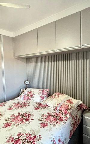 Casa à venda com 180m², 4 quartos e 4 vagas Casa à venda com 180m², 4 quartos e 4 vagasQuarto 1