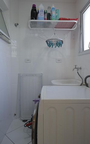 Apartamento à venda com 130m², 2 quartos e 2 vagas Apartamento à venda com 130m², 2 quartos e 2 vagasÁrea de Serviço