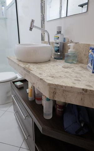 Apartamento à venda com 130m², 2 quartos e 2 vagas Apartamento à venda com 130m², 2 quartos e 2 vagasBanheiro Suíte