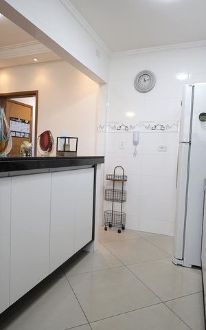 Apartamento à venda com 130m², 2 quartos e 2 vagas Apartamento à venda com 130m², 2 quartos e 2 vagasCozinha