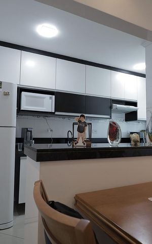 Apartamento à venda com 130m², 2 quartos e 2 vagas Apartamento à venda com 130m², 2 quartos e 2 vagasCozinha