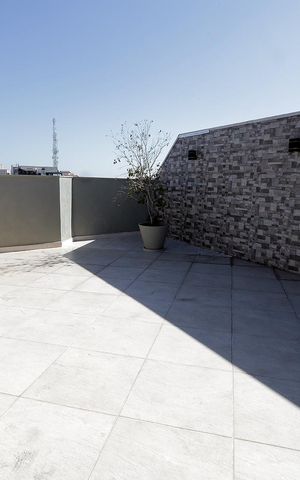 Apartamento à venda com 130m², 2 quartos e 2 vagas Apartamento à venda com 130m², 2 quartos e 2 vagasCobertura