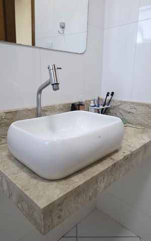 Apartamento à venda com 130m², 2 quartos e 2 vagas Apartamento à venda com 130m², 2 quartos e 2 vagasBanheiro