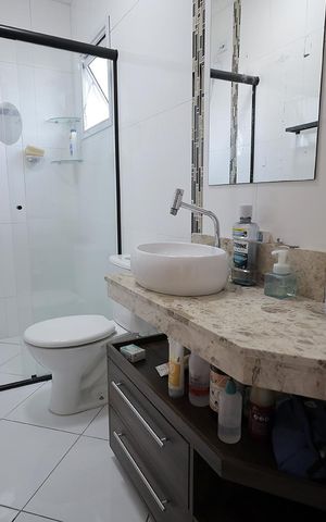 Apartamento à venda com 130m², 2 quartos e 2 vagas Apartamento à venda com 130m², 2 quartos e 2 vagasBanheiro Suíte