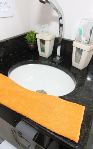 Casa de condomínio à venda com 65m², 2 quartos e 1 vagaBanheiro da Suíte 2