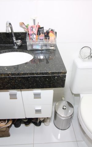 Casa de condomínio à venda com 65m², 2 quartos e 1 vagaBanheiro da Suíte 1