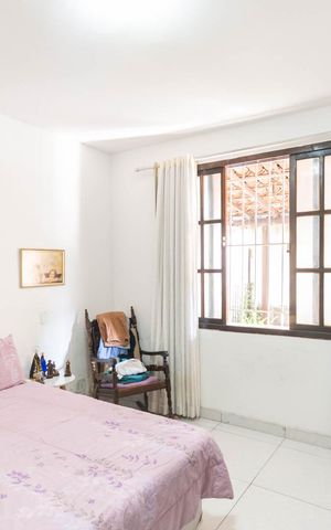 Casa à venda com 118m², 2 quartos e 1 vagaSuíte