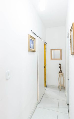 Casa à venda com 118m², 2 quartos e 1 vagaCorredor