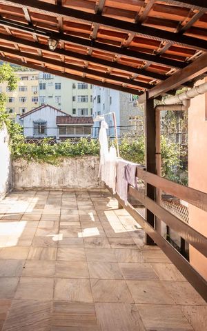 Casa à venda com 118m², 2 quartos e 1 vagaQuintal