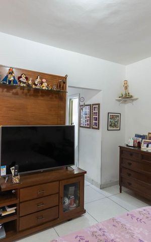 Casa à venda com 118m², 2 quartos e 1 vagaSuíte
