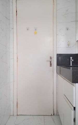 Casa à venda com 180m², 3 quartos e 2 vagasBanheiro