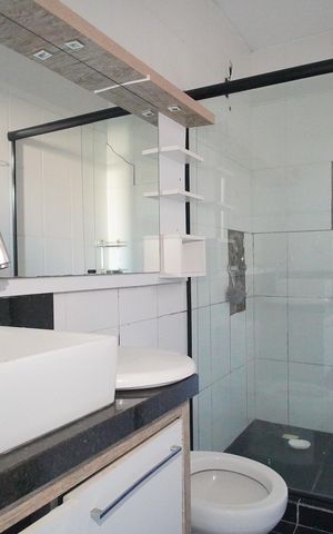 Casa à venda com 180m², 3 quartos e 2 vagasBanheiro da Suíte