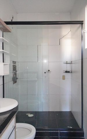 Casa à venda com 180m², 3 quartos e 2 vagasBanheiro da Suíte