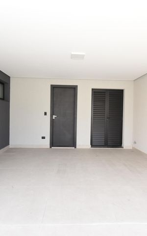 Casa de condomínio à venda com 250m², 3 quartos e 2 vagasGaragem
