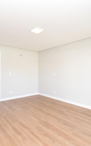 Casa de condomínio à venda com 250m², 3 quartos e 2 vagasSuíte