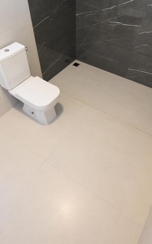 Casa de condomínio à venda com 250m², 3 quartos e 2 vagasBanheiro da Suíte