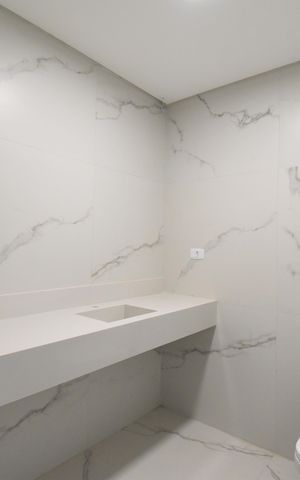 Casa de condomínio à venda com 250m², 3 quartos e 2 vagasBanheiro da Suíte 2