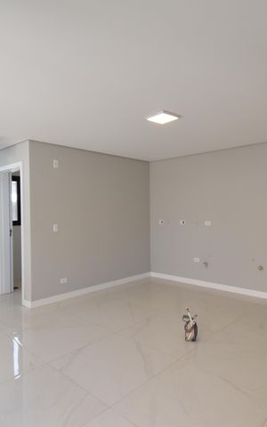 Casa de condomínio à venda com 250m², 3 quartos e 2 vagasSala/Cozinha