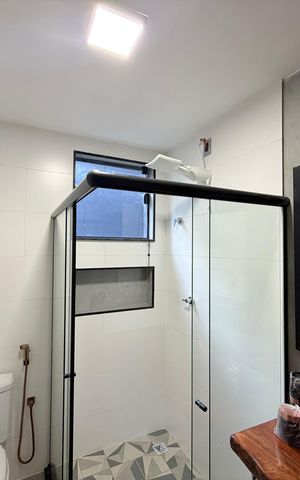 Casa de condomínio para alugar com 495m², 7 quartos e 4 vagas Casa de condomínio para alugar com 495m², 7 quartos e 4 vagasBanheiro da suíte