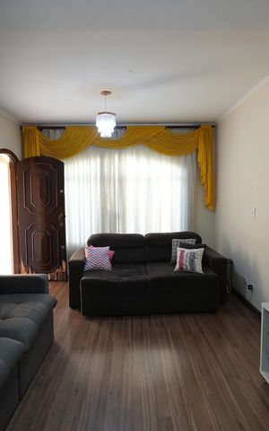 Casa à venda com 125m², 3 quartos e 6 vagasSala
