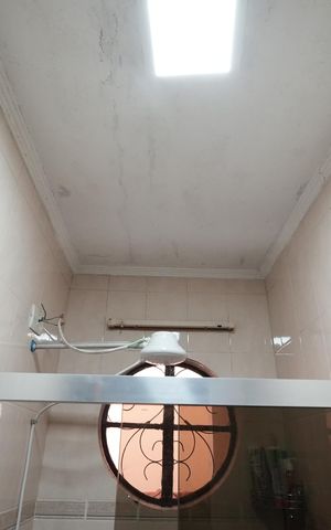 Casa à venda com 125m², 3 quartos e 6 vagasBanheiro Social