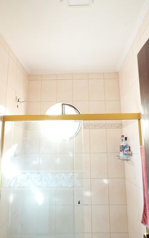 Casa à venda com 125m², 3 quartos e 6 vagasBanheiro Social
