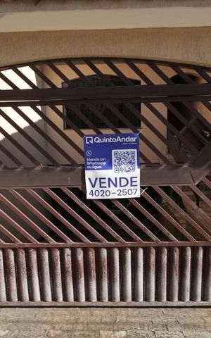 Casa à venda com 125m², 3 quartos e 6 vagasPlaca