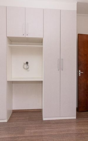 Casa de condomínio à venda com 121m², 2 quartos e 1 vaga Casa de condomínio à venda com 121m², 2 quartos e 1 vagaSuíte 2