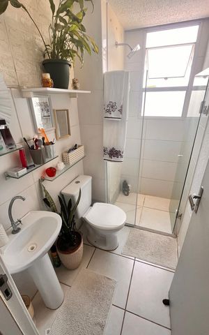 Apartamento à venda com 42m², 2 quartos e 1 vaga Apartamento à venda com 42m², 2 quartos e 1 vagaBanheiro