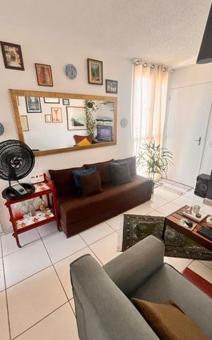 Apartamento à venda com 42m², 2 quartos e 1 vaga Apartamento à venda com 42m², 2 quartos e 1 vagaSala