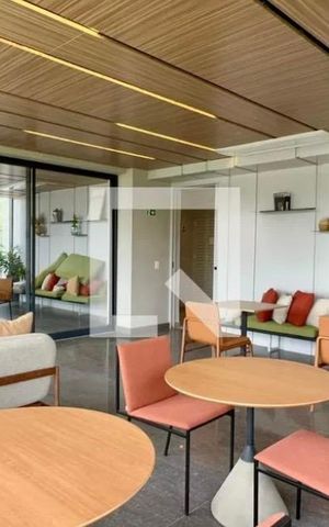 Apartamento para alugar com 42m², 1 quarto e 1 vaga