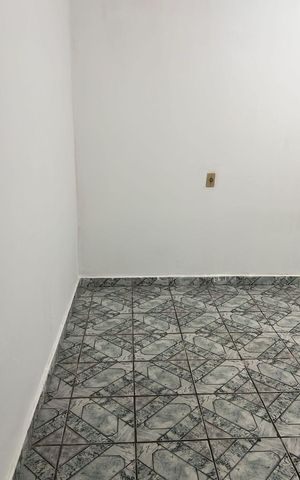 Casa para alugar com 65m², 2 quartos e 1 vagaQuarto
