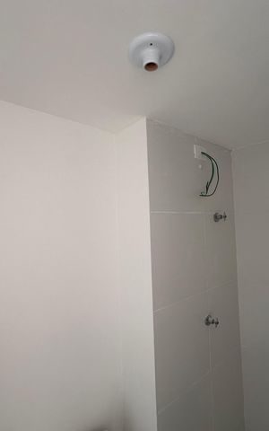 Apartamento à venda com 37m², 2 quartos e sem vaga Apartamento à venda com 37m², 2 quartos e sem vagaBanheiro