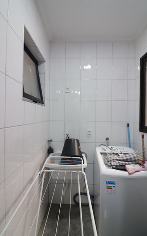 Apartamento à venda com 77m², 2 quartos e 1 vagaCozinha e Área de Serviço