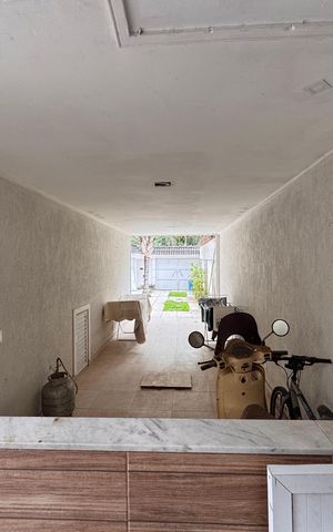 Casa de condomínio à venda com 270m², 3 quartos e 3 vagas Casa de condomínio à venda com 270m², 3 quartos e 3 vagasGaragem