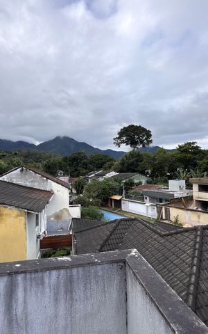 Casa de condomínio à venda com 270m², 3 quartos e 3 vagas Casa de condomínio à venda com 270m², 3 quartos e 3 vagasTerraço