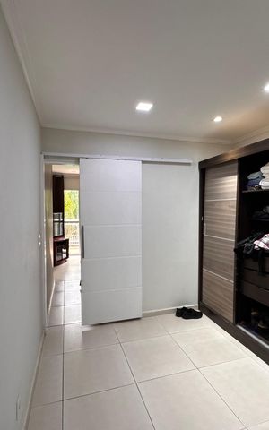 Casa de condomínio à venda com 270m², 3 quartos e 3 vagas Casa de condomínio à venda com 270m², 3 quartos e 3 vagasSuíte 1 (Master)