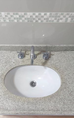 Studio para alugar com 25m², 1 quarto e sem vaga Studio para alugar com 25m², 1 quarto e sem vagaBanheiro