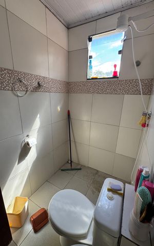 Casa à venda com 225m², 6 quartos e 4 vagas Casa à venda com 225m², 6 quartos e 4 vagasBanheiro anexo 2