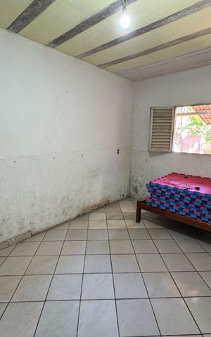 Casa à venda com 225m², 6 quartos e 4 vagas Casa à venda com 225m², 6 quartos e 4 vagasQuarto 1 anexo 1