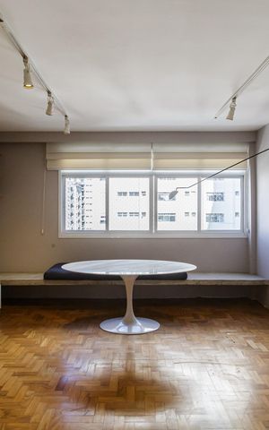Apartamento à venda com 105m², 2 quartos e 1 vaga Apartamento à venda com 105m², 2 quartos e 1 vagaSala