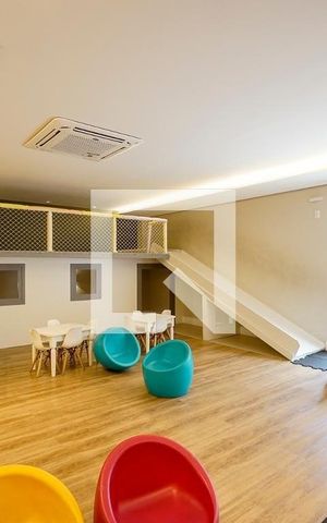 Apartamento à venda com 64m², 2 quartos e 1 vaga Apartamento à venda com 64m², 2 quartos e 1 vagaÁrea Comum
