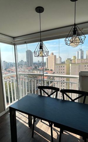 Apartamento à venda com 50m², 2 quartos e 1 vaga Apartamento à venda com 50m², 2 quartos e 1 vagaVaranda